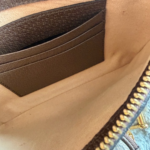 Authentic Gucci pouches - Picture 4 of 10